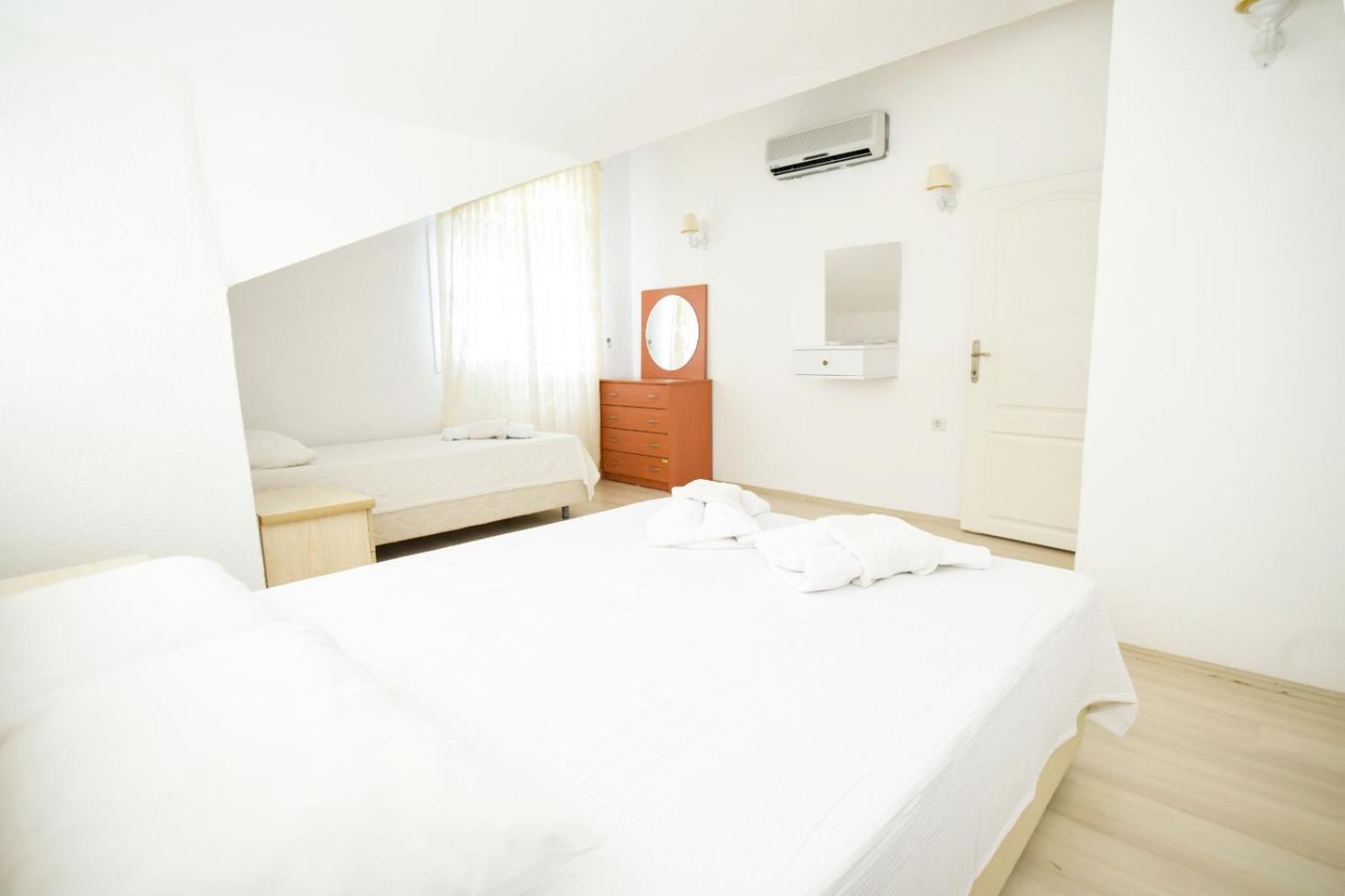 Kekik Azure Homes Oeluedeniz Fethiye Zimmer foto